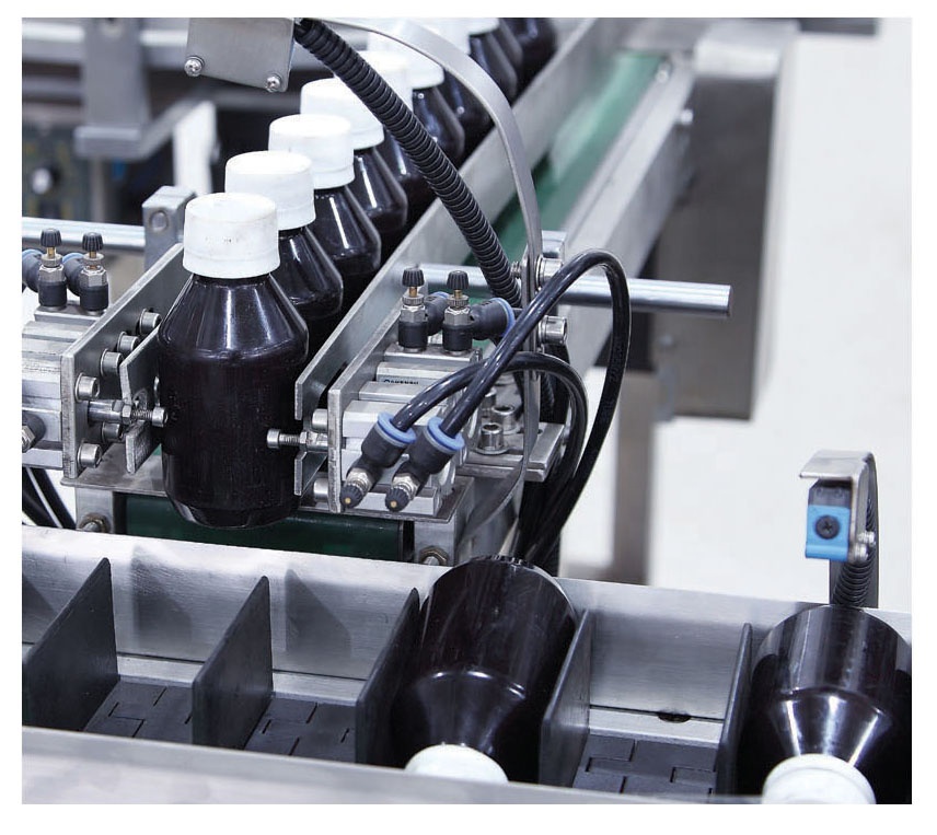 Automatic Perfume Carton Box Packaging Machine Cosmetic Cartoning Packing Machine