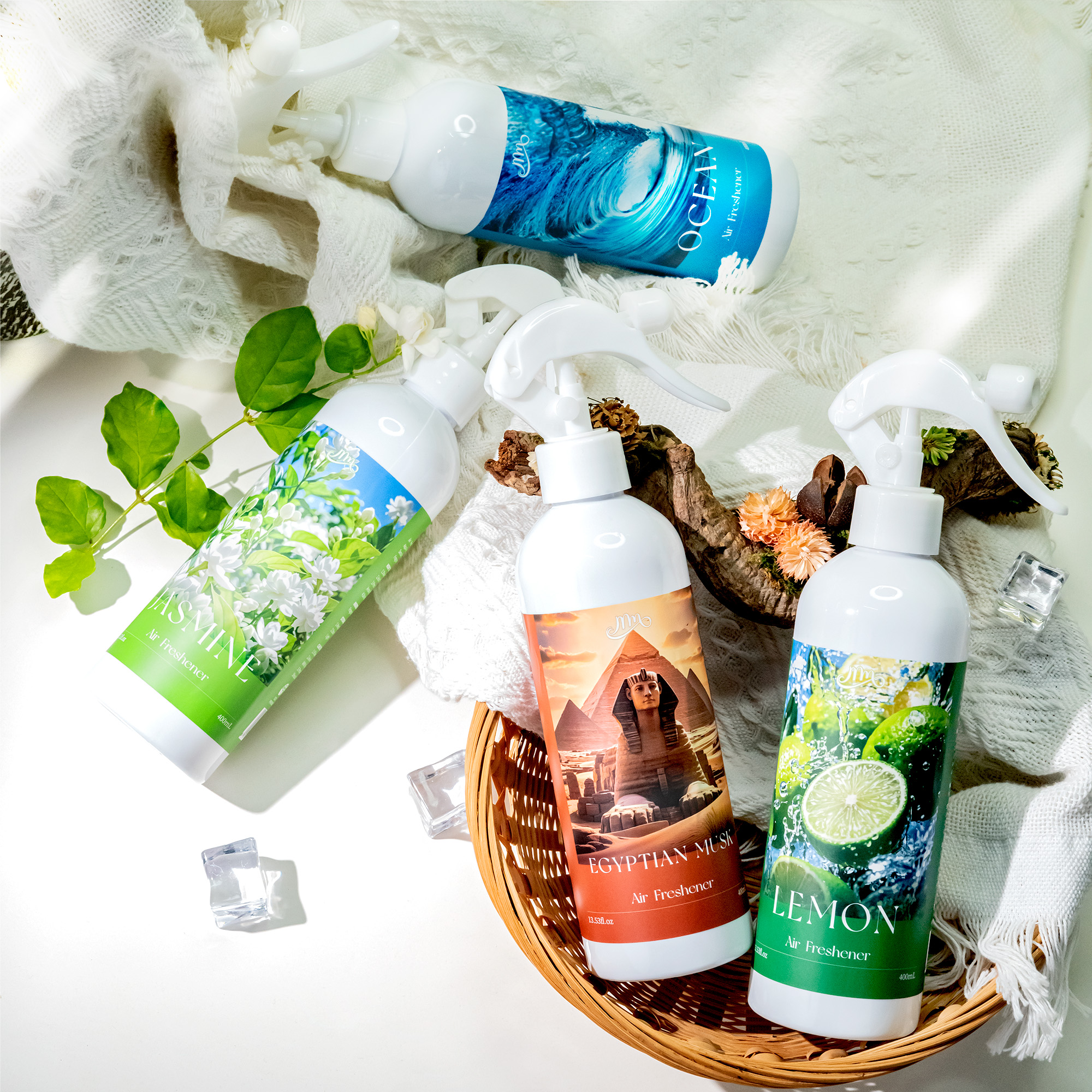 Wholesale Custom Label 400ml Aromatherapy Room Spray Fragrant Air Freshener for Household Bedroom Bathroom for Freshening up