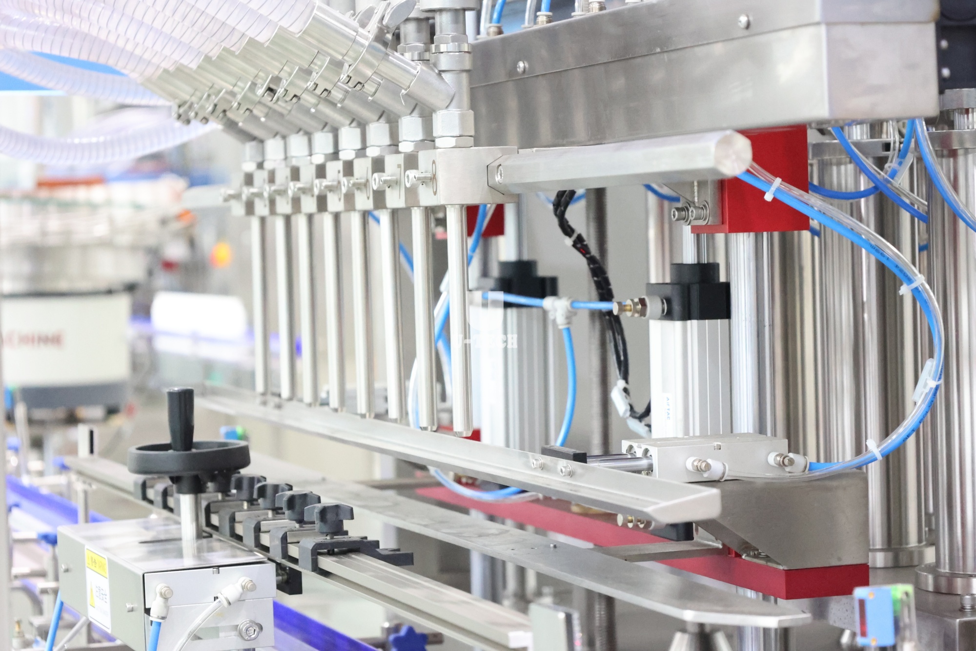 Automatic Plastic Bottle Cosmetic Cream Ointment Viscous Products Piston Filling Machine Production Line