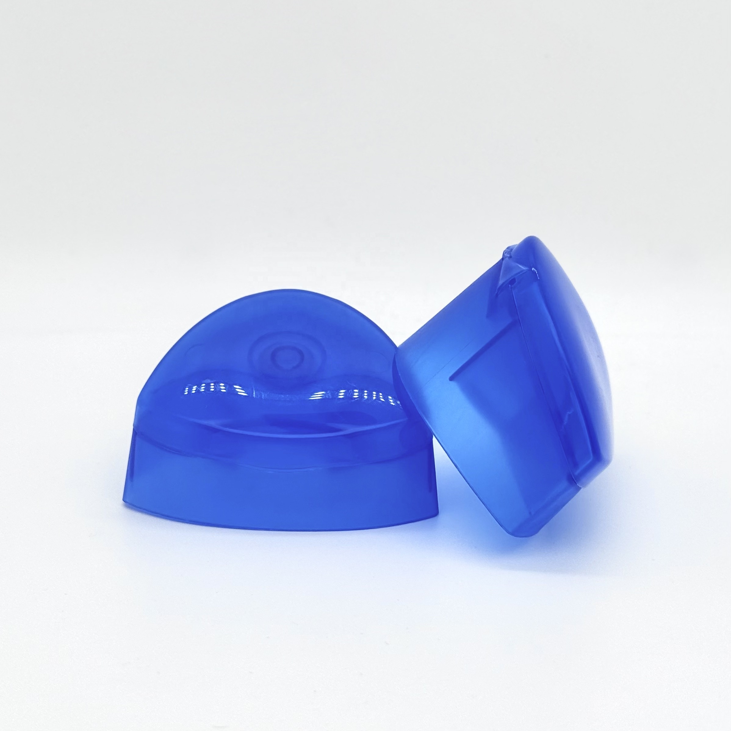 Factory Wholesale Triangle Shaped Flip Top Cap PP Plastic Lid For Haircare Skincare Cleanser Packaging Bottle Clousre