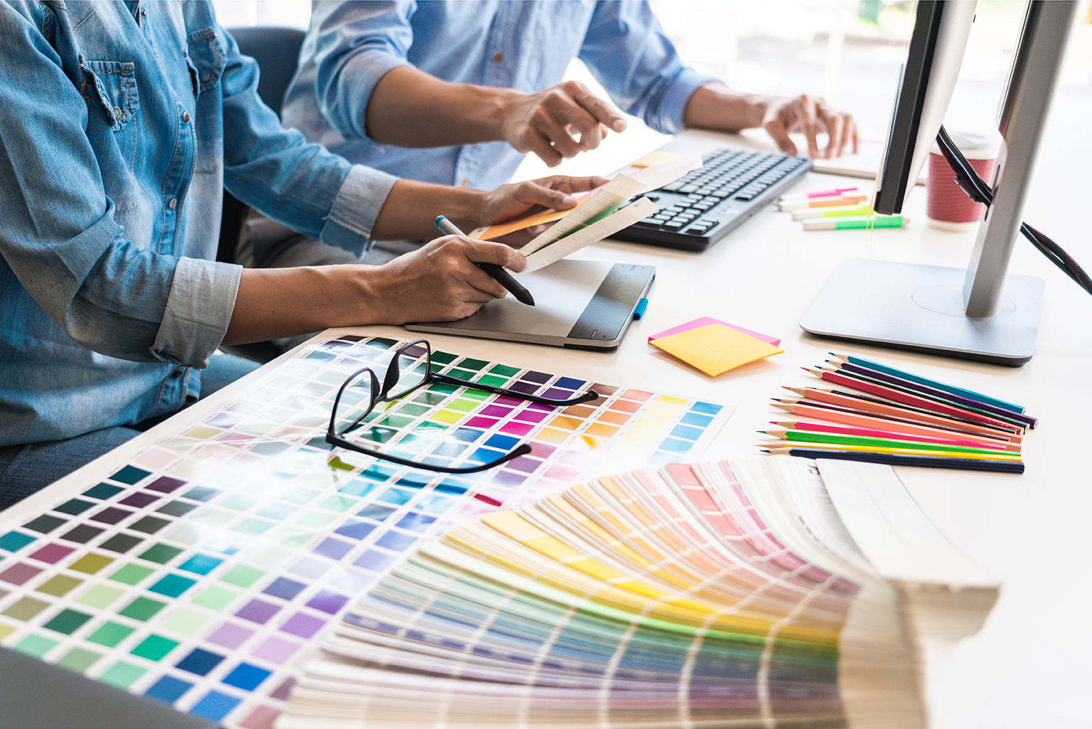 Cosmetic decoration and silk screening